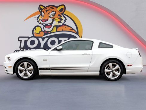 Used 2014 Ford Mustang GT Premium image 8
