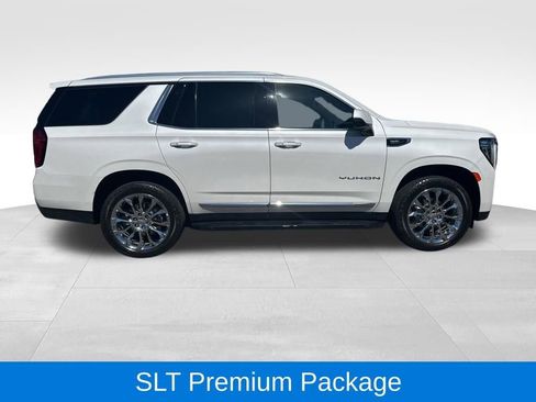Used 2024 GMC Yukon SLT w/ SLT Premium Package AWD/4WD image 2