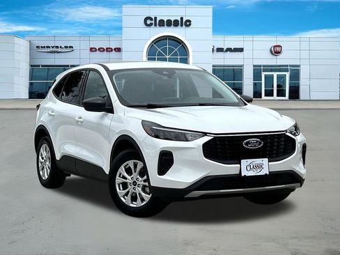 Used 2025 Ford Escape Active FWD image 1