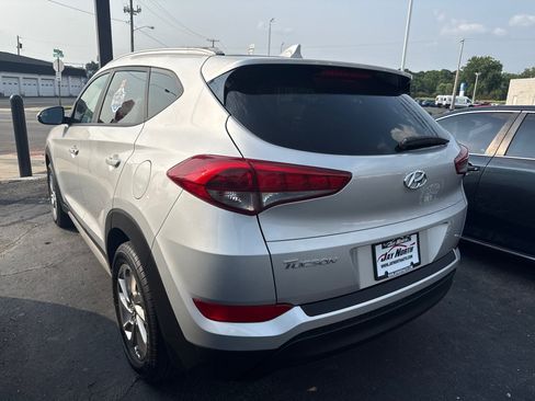 Used 2018 Hyundai Tucson SEL FWD image 4