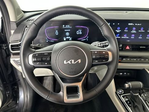 Used 2024 Kia Sportage EX image 14