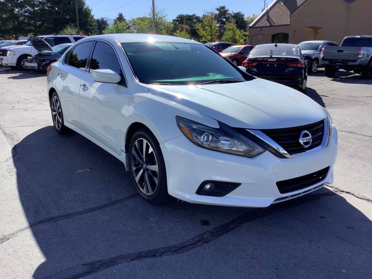 Used 2017 Nissan Altima 3.5 SR FWD image 7