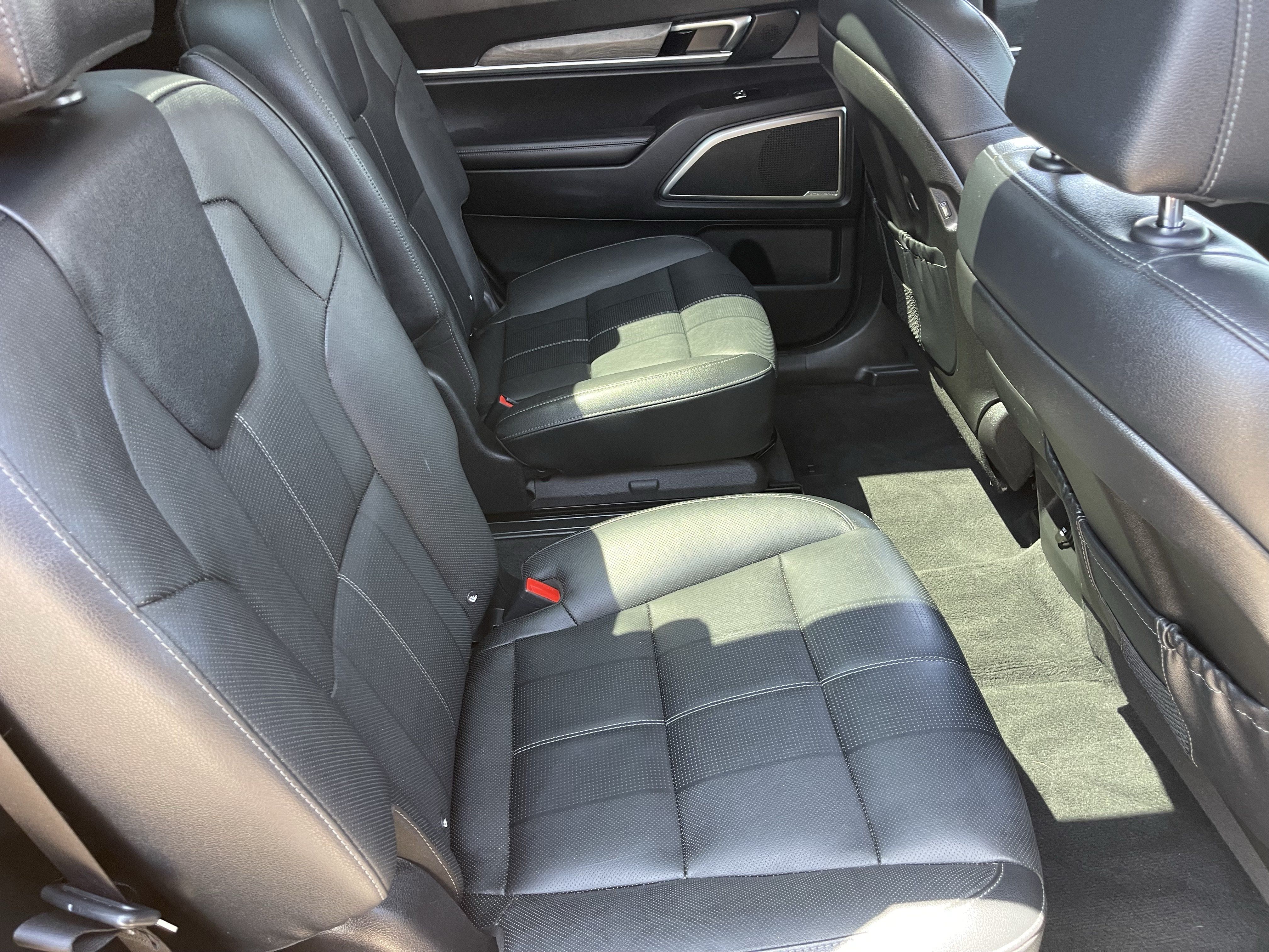 Used 2022 Kia Telluride SX FWD image 13