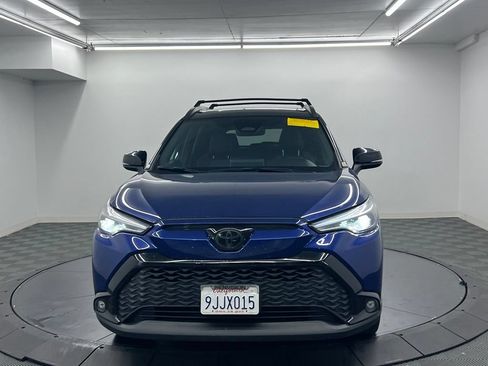 Used 2023 Toyota Corolla Cross AWD Hybrid w/ Convenience Package image 6