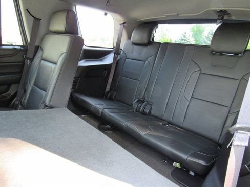 Used 2016 Chevrolet Tahoe LT AWD/4WD image 15