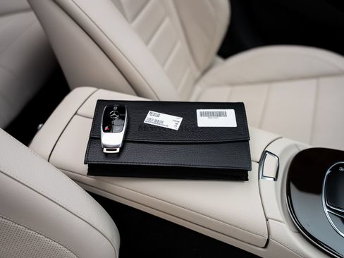 Used 2023 Mercedes-Benz E 350 Sedan image 81