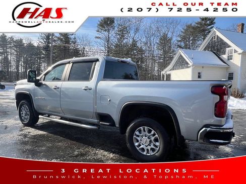Used 2021 Chevrolet Silverado 2500 LT w/ Convenience Package image 5