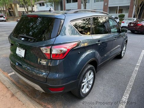 Used 2018 Ford Escape SE w/ SE Sync 3 Package image 5