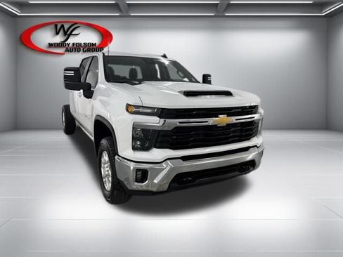 New 2026 Chevrolet Silverado 3500 LT w/ Convenience Package AWD/4WD image 3