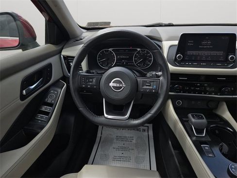 Used 2022 Nissan Rogue SL image 14