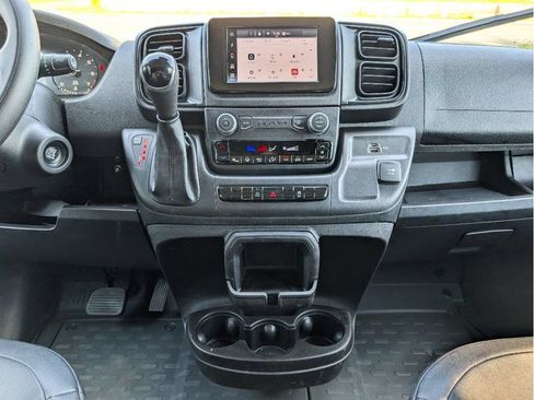 Used 2026 RAM ProMaster 2500 w/ Convenience Group FWD image 16