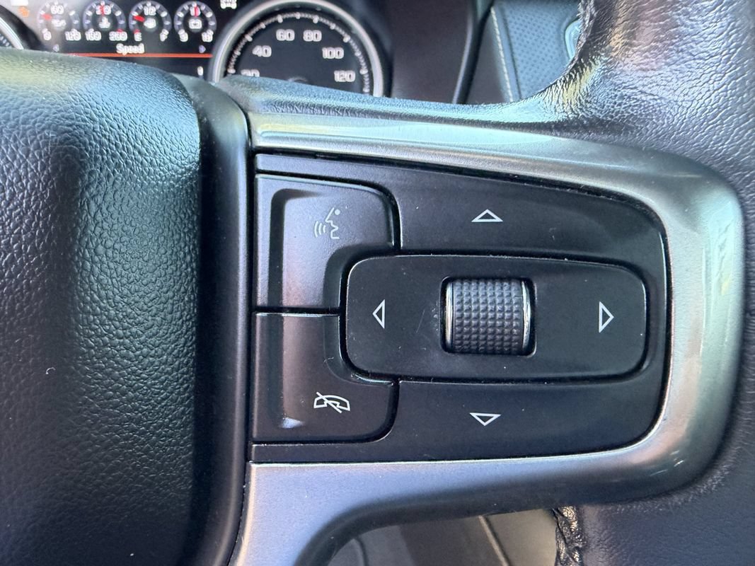 Used 2021 Chevrolet Tahoe Premier w/ Premium Package AWD/4WD image 16
