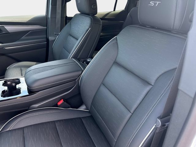 New 2026 Buick Enclave Sport Touring w/ Power Package FWD image 22