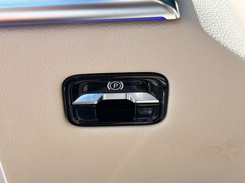 Used 2022 Mercedes-Benz S 500 4MATIC image 33