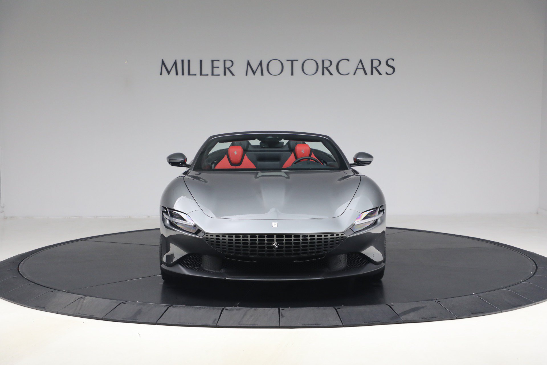 Certified 2026 Ferrari Roma Spider RWD image 12