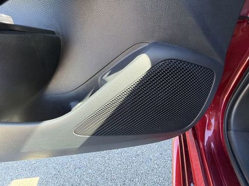 Used 2025 Toyota Corolla LE image 22