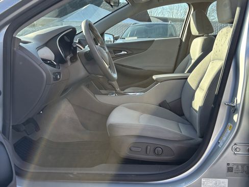 Used 2020 Chevrolet Malibu LS image 19