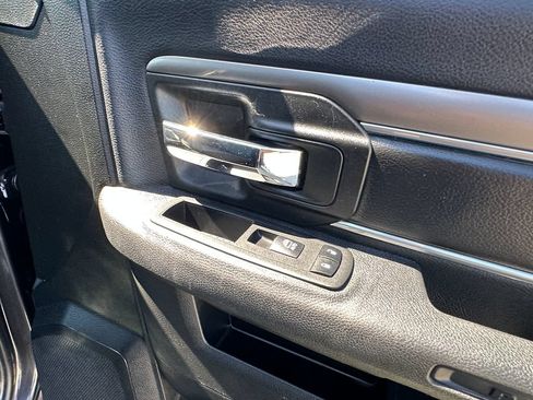 Certified 2024 RAM 1500 Warlock AWD/4WD image 19