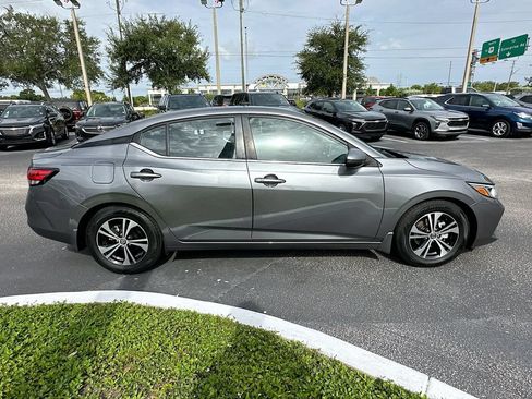 Used 2022 Nissan Sentra SV FWD image 4