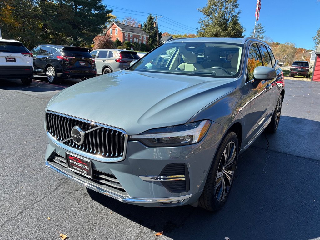 Used 2022 Volvo XC60 B5 Inscription w/ Advanced Package AWD/4WD image 2