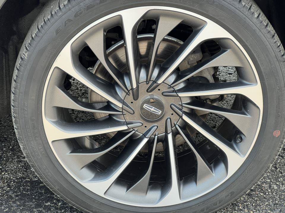 Used 2022 Lincoln Aviator Reserve w/ Equipment Group 201A AWD/4WD image 8