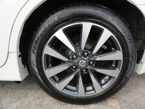 Used 2017 Nissan Altima 2.5 SV FWD image 24