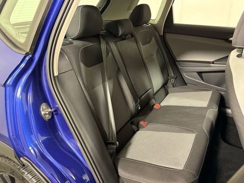 Used 2022 Volkswagen Taos S FWD image 15