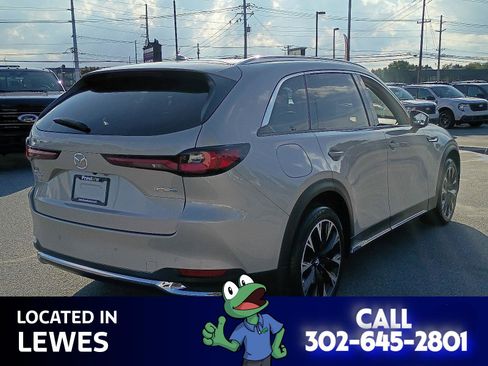 Used 2024 MAZDA CX-90 Plug-In Hybrid w/ Premium Plus image 8