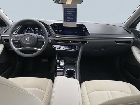 Certified 2023 Hyundai Sonata SEL w/ Cargo Package FWD image 13