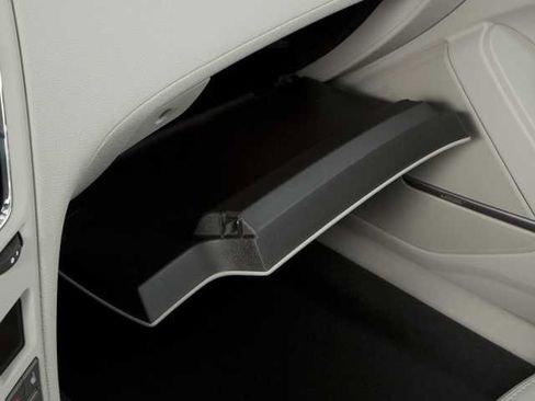 Used 2010 Cadillac CTS Sedan RWD image 11