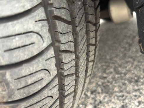 Used 2018 Ford Explorer Limited AWD/4WD image 7