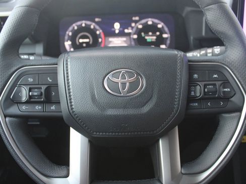 New 2026 Toyota 4Runner TRD Off-Road Premium AWD/4WD image 19