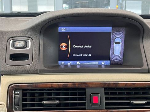 Used 2013 Volvo XC70 T6 image 23