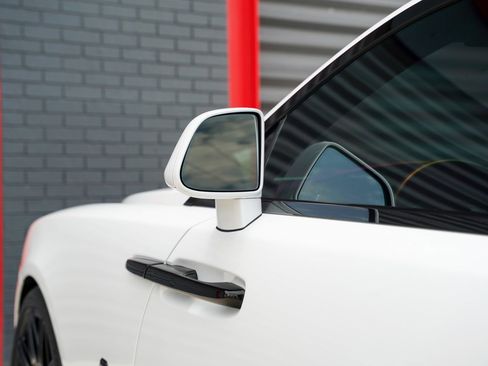 Used 2019 Rolls-Royce Wraith RWD image 11