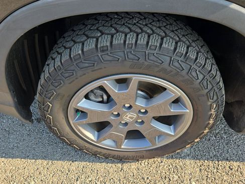 Used 2024 Honda Passport TrailSport image 12