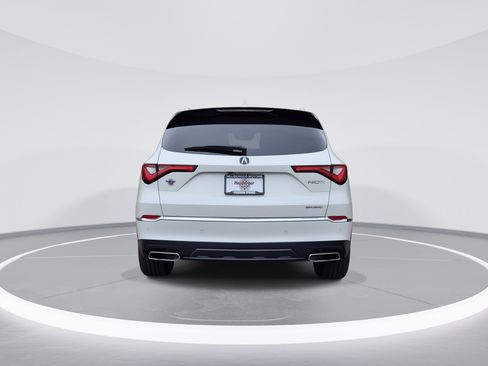 Used 2023 Acura MDX SH-AWD w/ Advance Package image 6