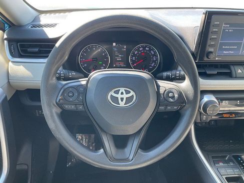 Used 2021 Toyota RAV4 XLE image 14