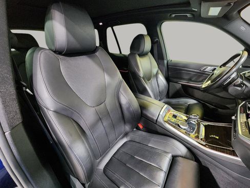 Used 2019 BMW X5 xDrive40i w/ Premium Package 2 image 28