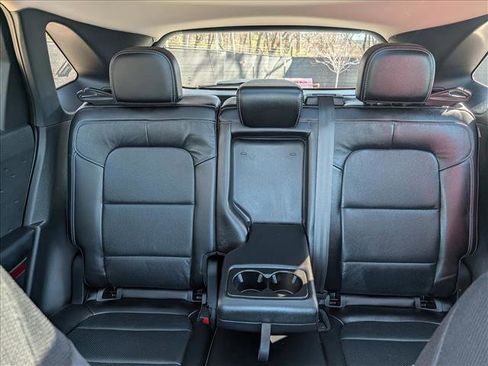 Used 2020 Ford Escape Titanium image 18