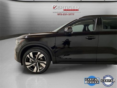 Used 2025 Volvo XC40 B5 Plus image 91