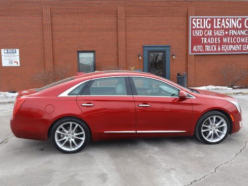 Used 2015 Cadillac XTS Premium image 9