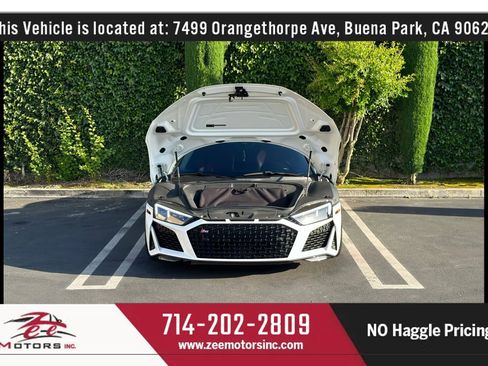 Used 2020 Audi R8 V10 w/ 20" Wheel Package image 15