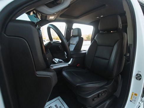 Used 2024 Chevrolet Silverado 2500 LTZ w/ LTZ Convenience Package image 13