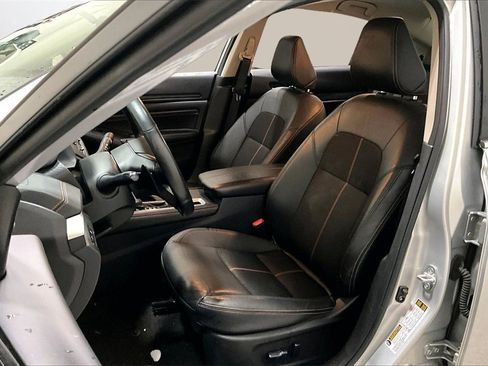 Used 2022 Nissan Altima 2.5 SR image 21