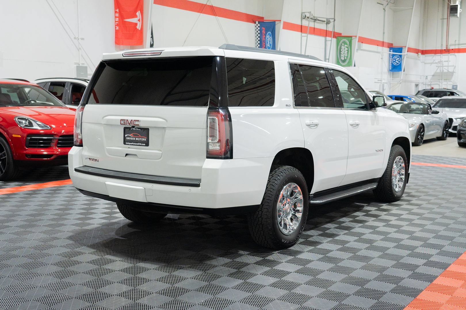 Used 2020 GMC Yukon SLT AWD/4WD image 7