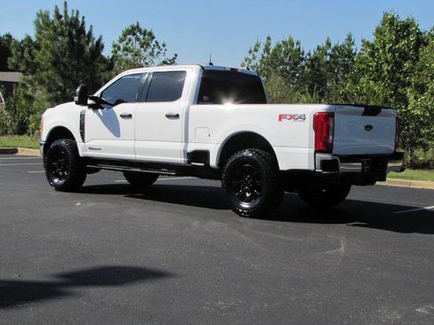 Used 2023 Ford F250 XLT w/ FX4 Off-Road Package image 7
