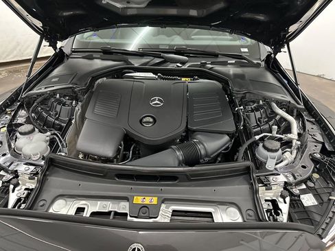 Used 2025 Mercedes-Benz C 300 Sedan image 31