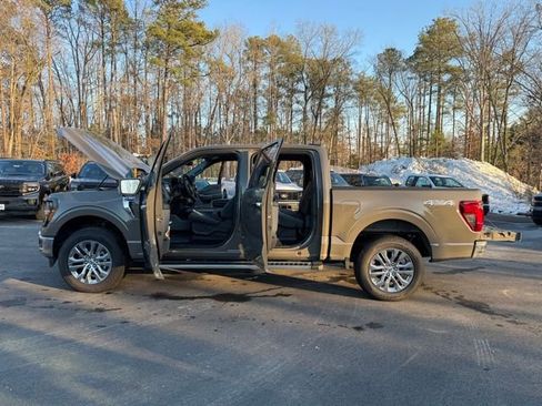 New 2025 Ford F150 XLT w/ Equipment Group 303A High image 26