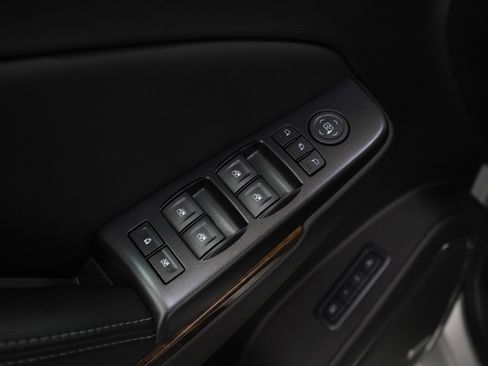 Used 2016 Chevrolet Tahoe LT image 23