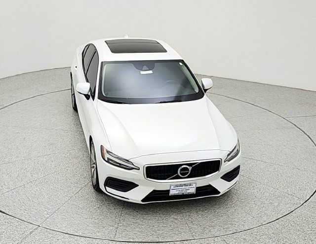 Used 2020 Volvo S60 T5 Momentum FWD image 14